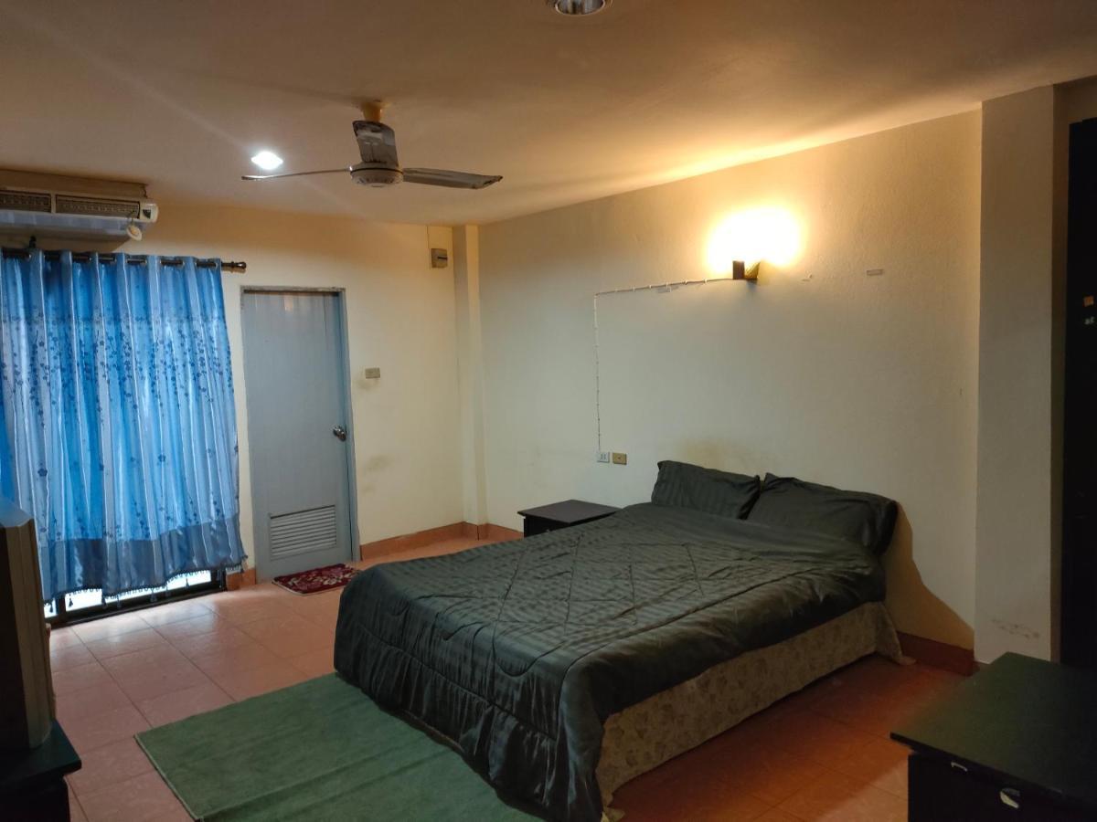 Apartments Thai Smile Паттая Екстер'єр фото